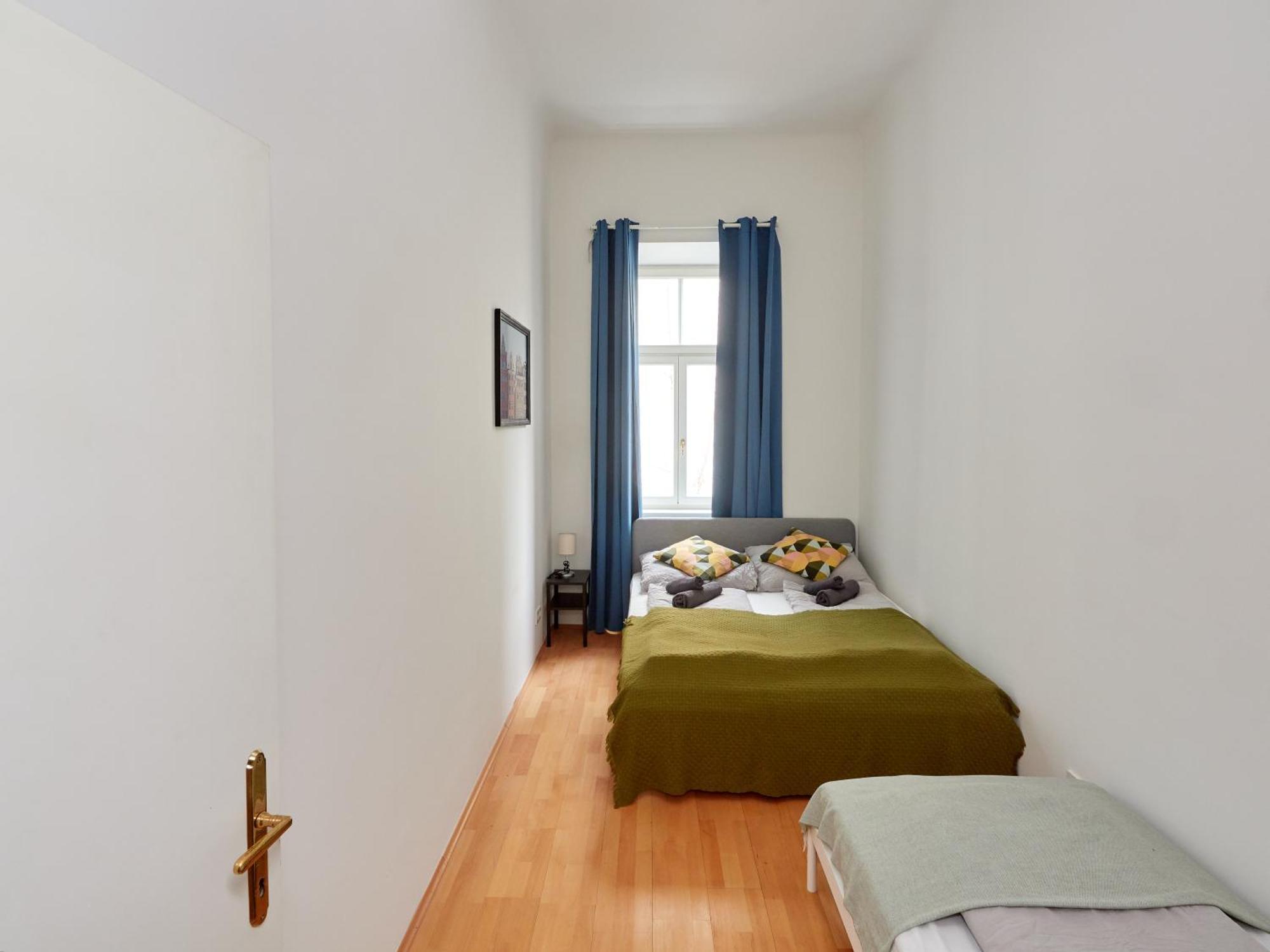 Central Apartment Kreuzgasse Виена Екстериор снимка
